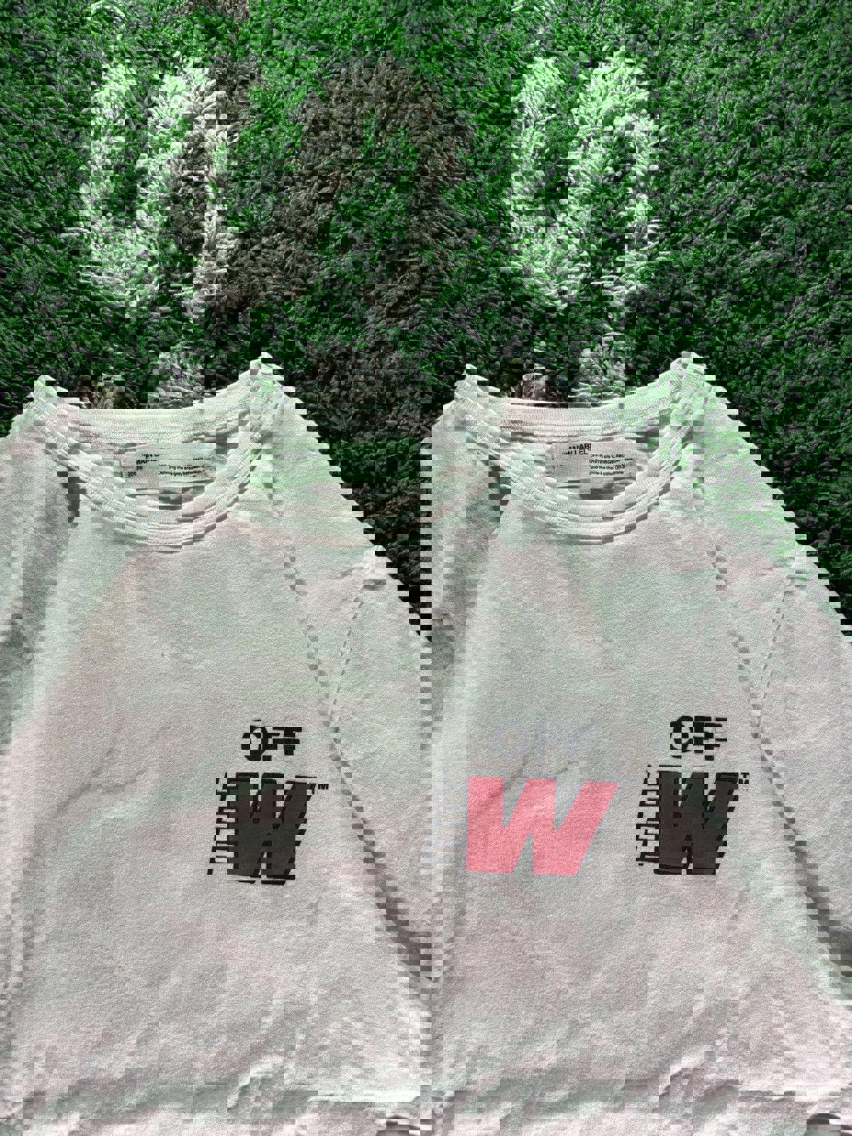 Off-White “Seeing Things” Ladder Tee