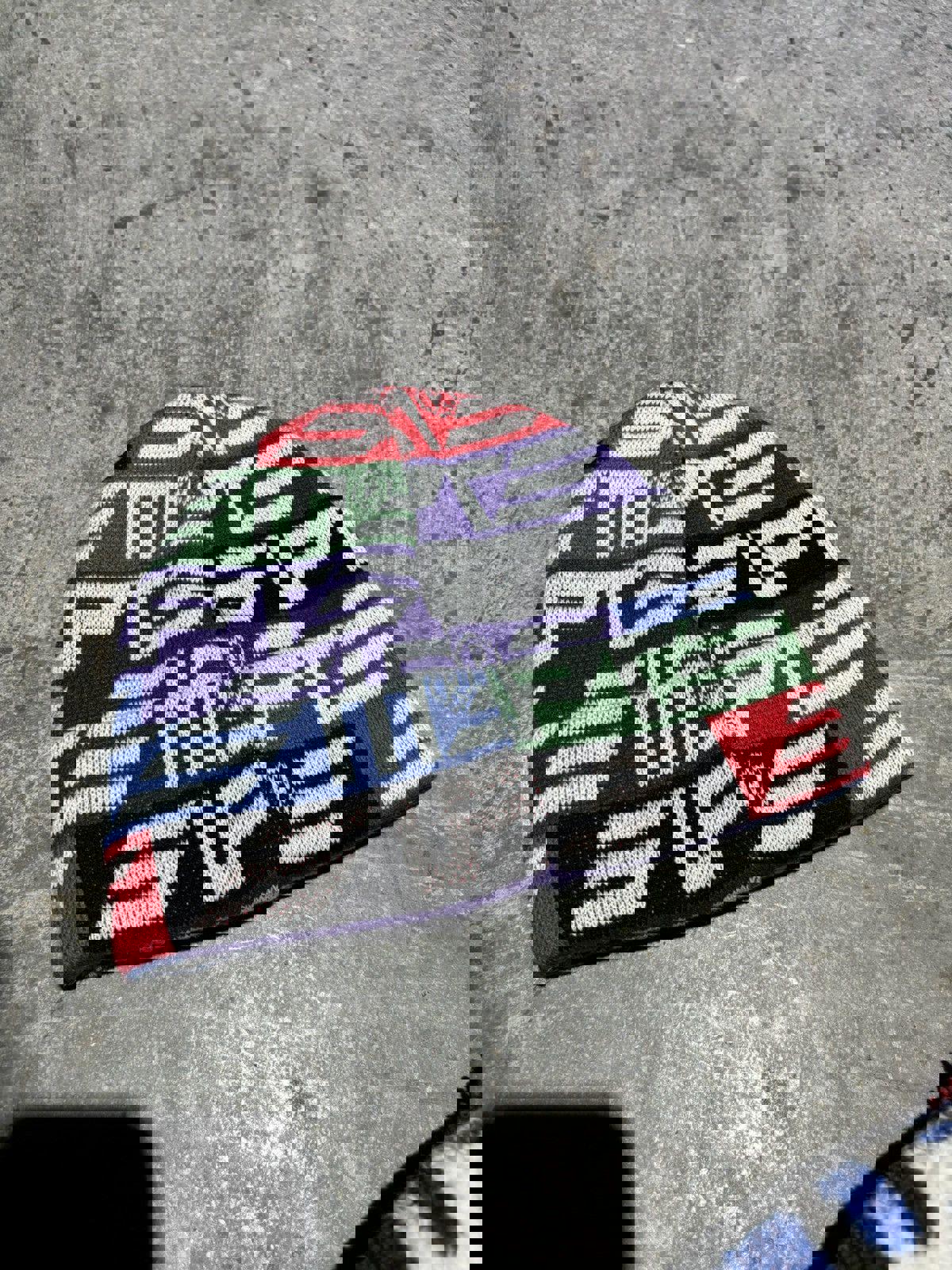 [SET] Supreme Multicolor Reversible Windstopper w/ Beanie