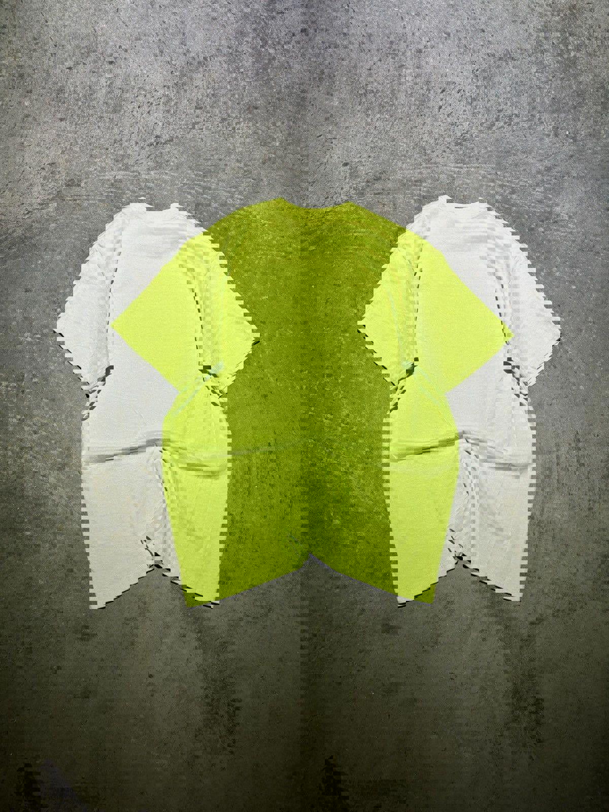 [NEW] Supreme “Who The F” Tee