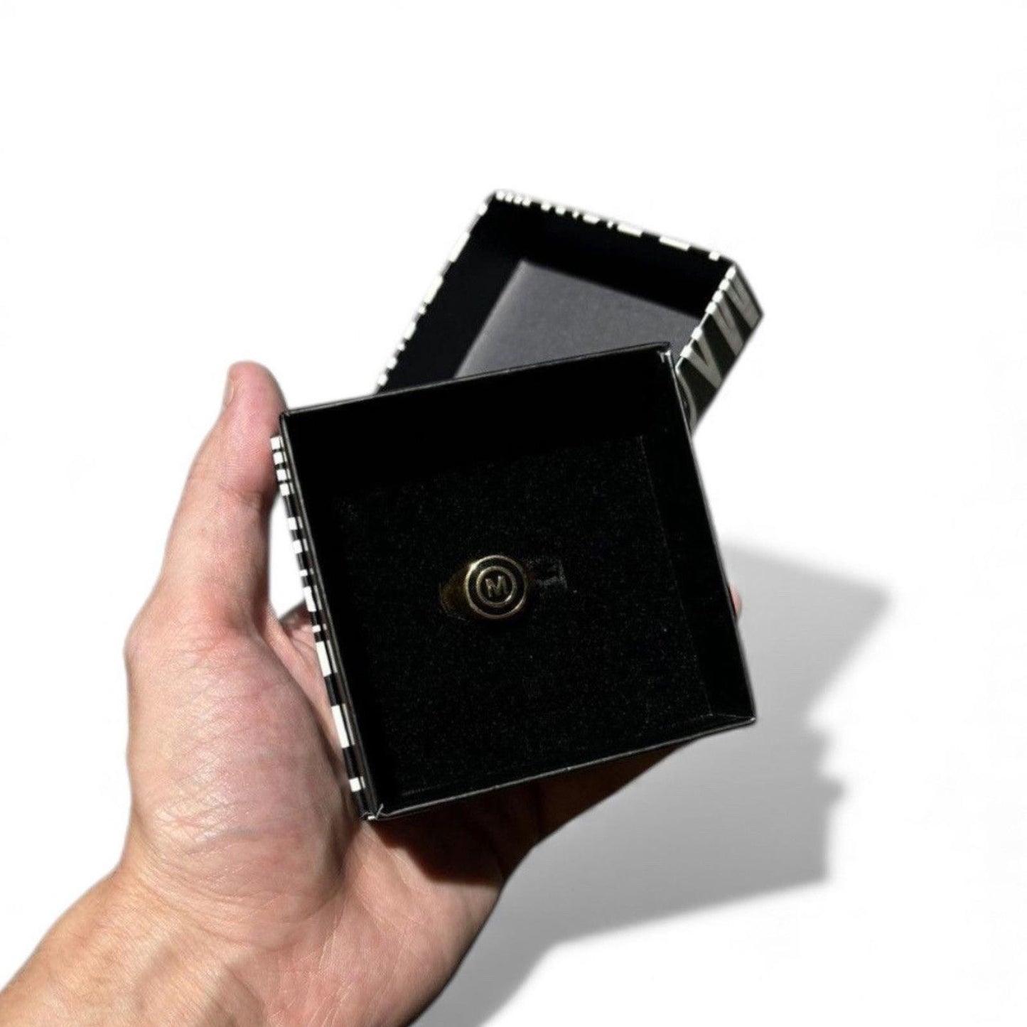 Market Gold Onyx Ring