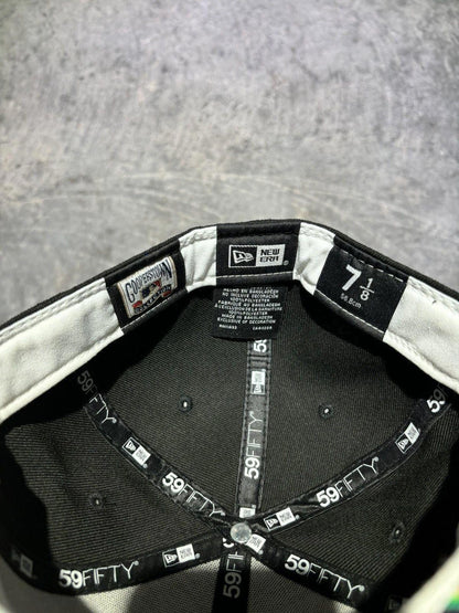 (7 1/8) Phillies x Pink Floyd Fitted