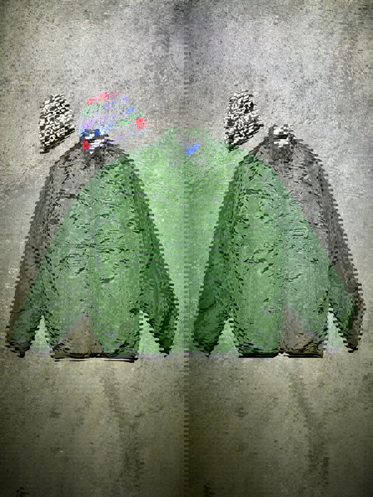 [SET] Supreme Multicolor Reversible Windstopper w/ Beanie