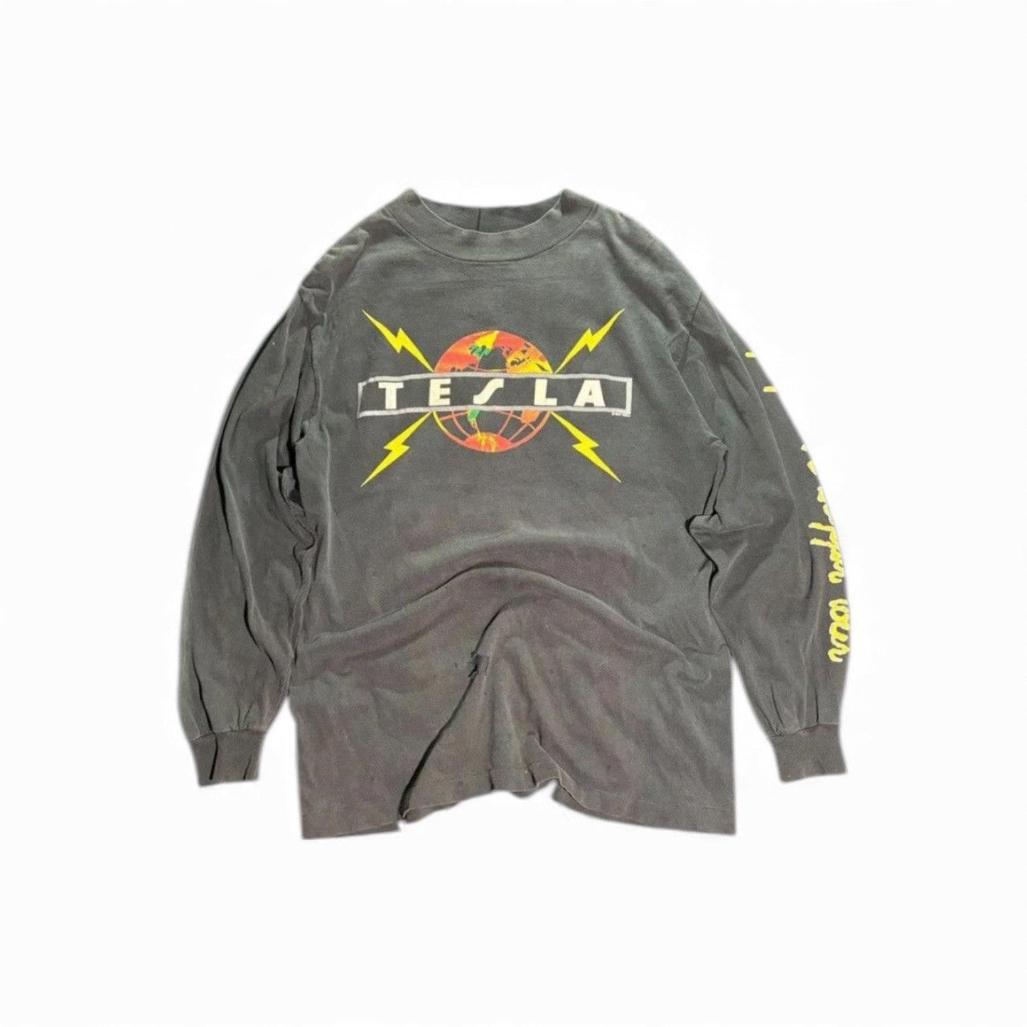 Vintage 1992 Giant Tag Thrashed “Tesla” L/S Tee