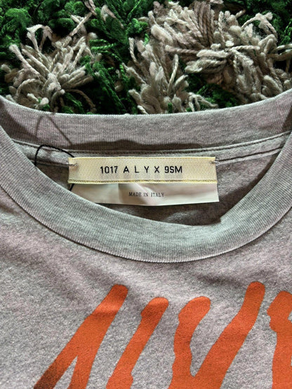 [NEW] 1017 ALYX 9SM “Script” Tee