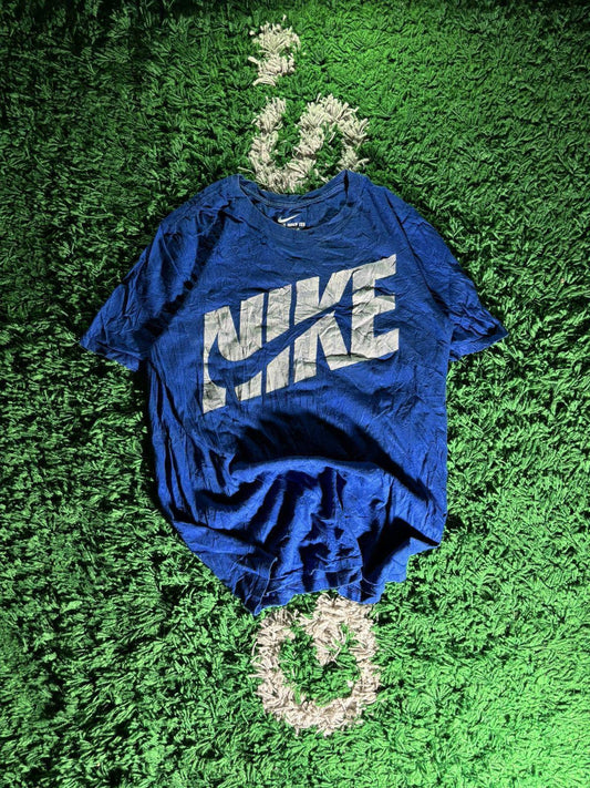 2010s Nike Big Logo Tee