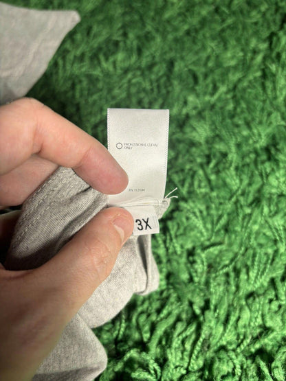 Feature “Kelven II” Tee