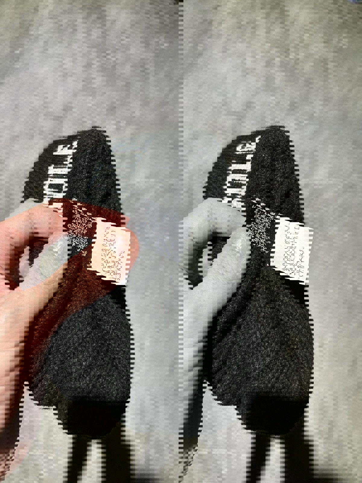 New Era x “Sole Bros” Beanie