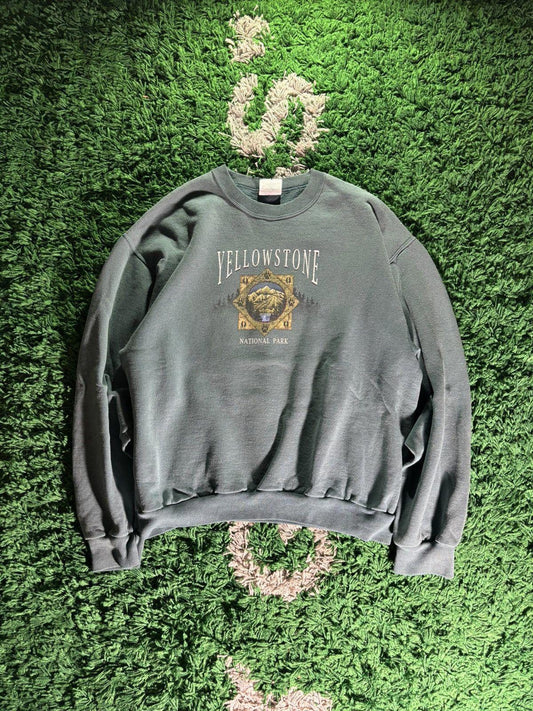 Vintage Jerzees Yellowstone National Park Crewneck