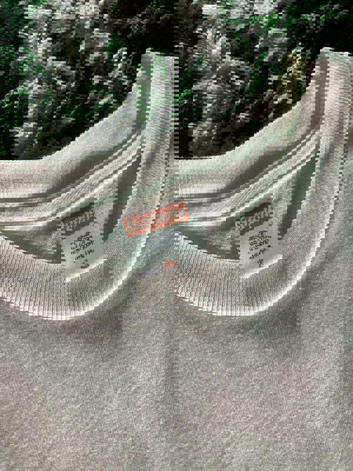 [2007] Supreme F&F “Free Sticker” Tee