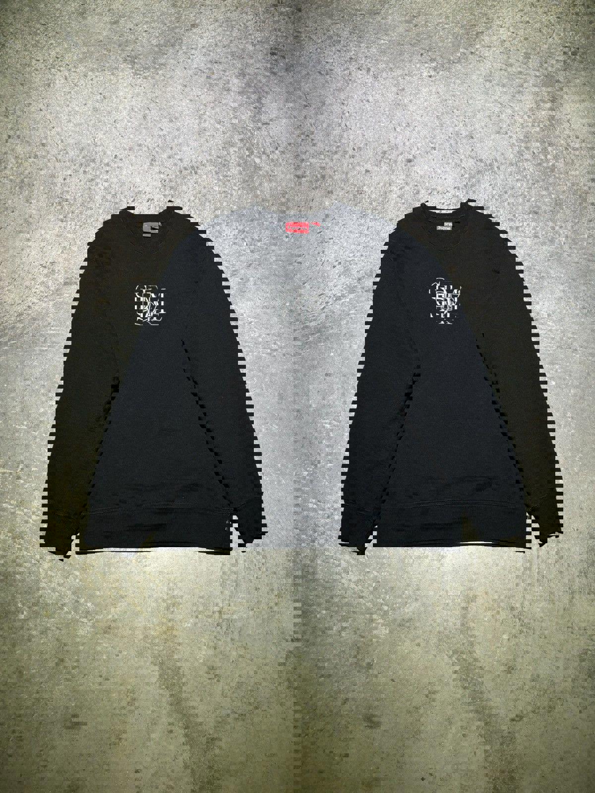 Supreme Embroidered Spell-out Crewneck