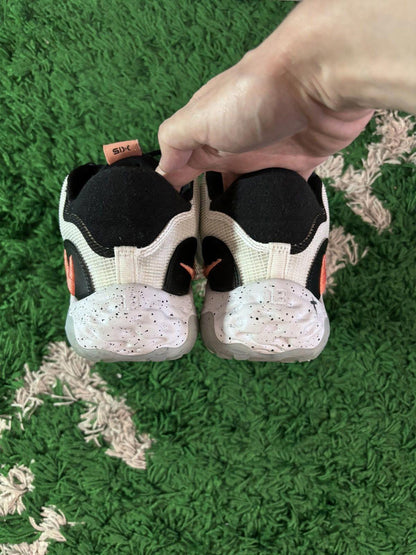 Nike PG 6 “Fluoro”