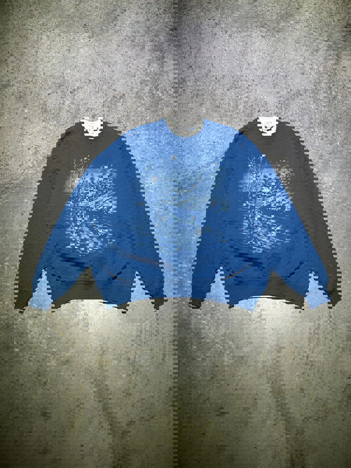 Vintage Morning Sun Christmas Crewneck